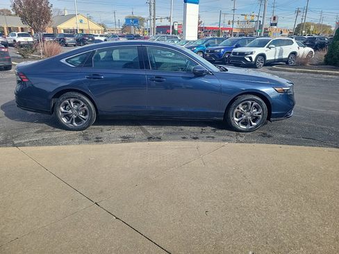 New 2025 Honda Accord EX-L image 4