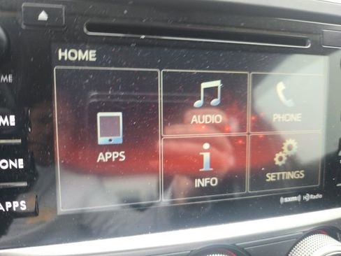 Used 2017 Subaru Crosstrek 2.0i Premium image 10