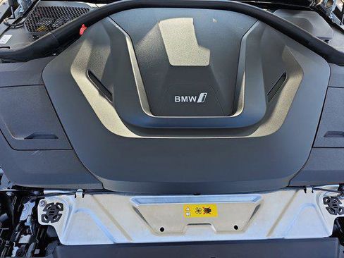 Certified 2023 BMW i4 eDrive35 image 31