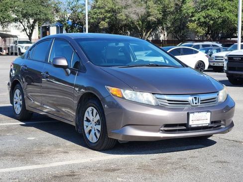 Used 2012 Honda Civic LX image 2