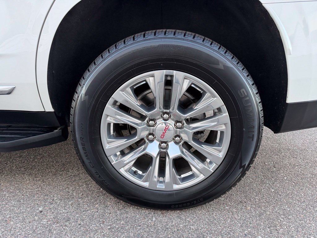 Certified 2023 GMC Yukon Denali AWD/4WD image 12