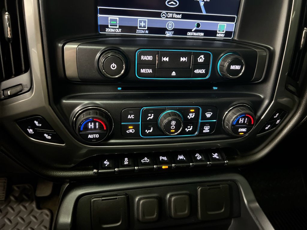 Used 2017 Chevrolet Silverado 1500 LTZ Z71 w/ LTZ Plus Package AWD/4WD image 17