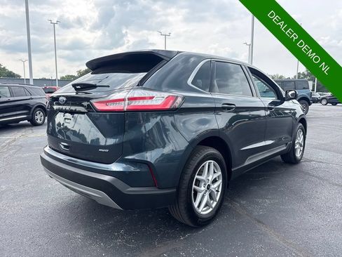 Used 2024 Ford Edge SEL w/ Convenience Package AWD/4WD image 6