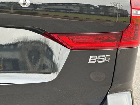 New 2026 Volvo XC60 B5 Ultra w/ Protection Package Premier image 25