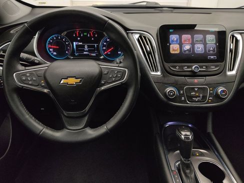 Used 2018 Chevrolet Malibu LT w/ Driver Confidence Package FWD image 22