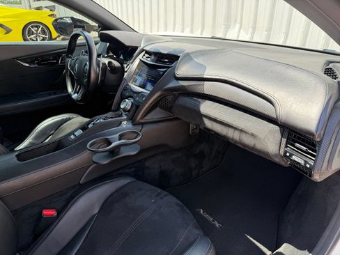 Used 2017 Acura NSX AWD/4WD image 19