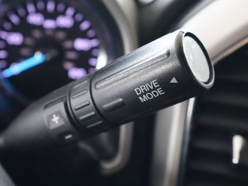 Used 2020 Ford F350 Lariat w/ Lariat Value Package image 40