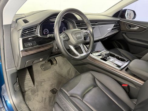 Used 2019 Audi Q8 Prestige w/ Adaptive Chassis Package image 4