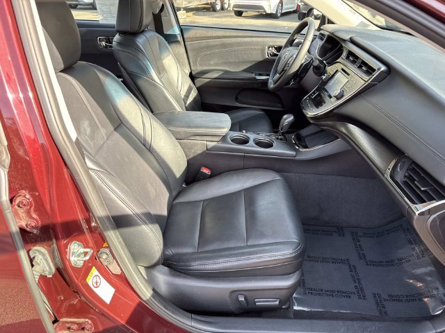 Used 2016 Toyota Avalon XLE Premium FWD image 9