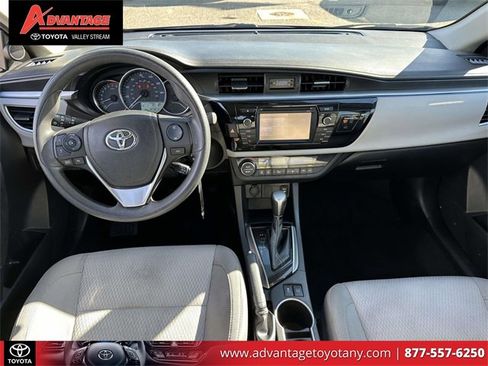 Used 2014 Toyota Corolla LE image 18