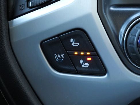 Used 2014 GMC Sierra 1500 SLT w/ SLT Crew Cab Value Package image 21