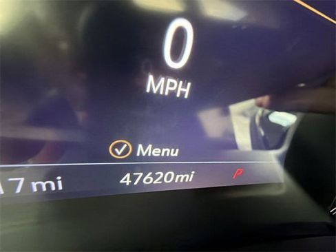 Used 2023 Buick Envision Avenir image 46