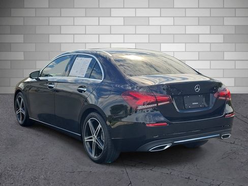 Used 2021 Mercedes-Benz A 220 image 3