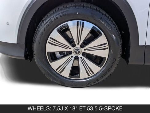 Used 2024 Mercedes-Benz EQB 250+ image 11