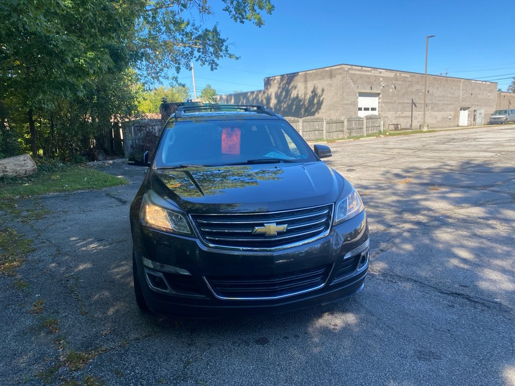 Used 2017 Chevrolet Traverse LT w/ Style and Technology Package AWD/4WD image 8