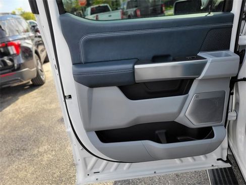 Used 2023 Ford F150 Limited image 13