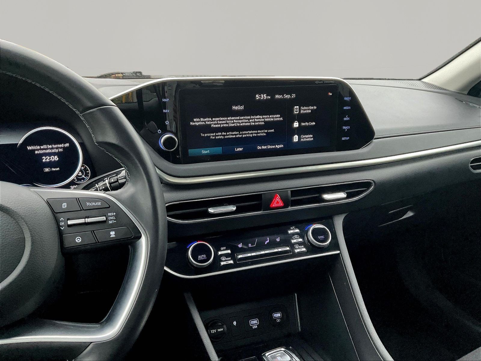 Used 2023 Hyundai Sonata SEL w/ Convenience Package FWD image 9