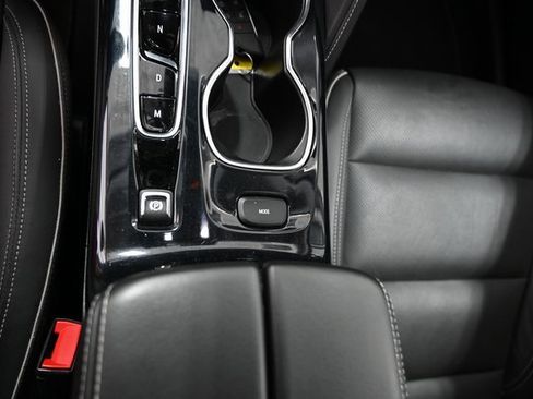 Used 2021 Buick Envision Essence w/ Sport Touring Package image 21