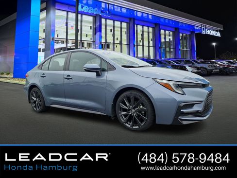 Used 2024 Toyota Corolla SE w/ SE Premium Package FWD image 1