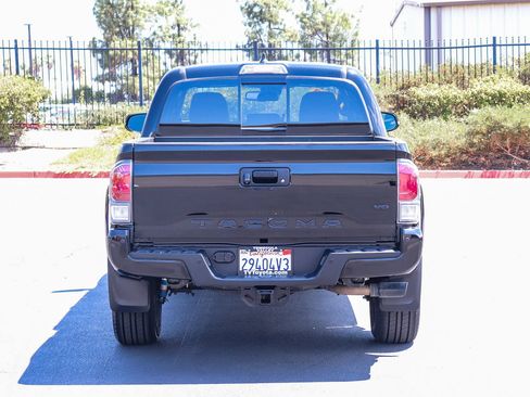 Certified 2023 Toyota Tacoma TRD Sport w/ Advanced Technology Package AWD/4WD image 6