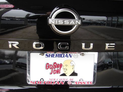 Certified 2023 Nissan Rogue SV w/ SV Premium B Package image 8