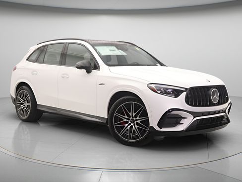 New 2026 Mercedes-Benz GLC 43 AMG 4MATIC image 1