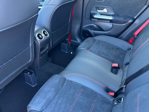 New 2026 Mercedes-Benz GLA 35 AMG 4MATIC image 23