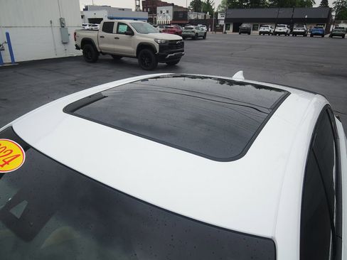 Used 2024 Cadillac CT5 V Blackwing w/ Carbon Fiber Package 2 RWD image 5