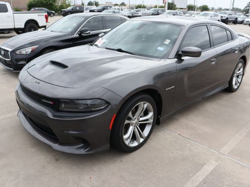 Used 2022 Dodge Charger R/T image 3