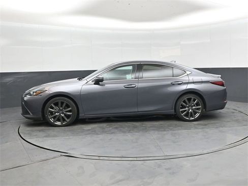 Used 2019 Lexus ES 350 Ultra Luxury image 7