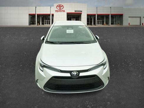 New 2026 Toyota Corolla LE FWD image 11