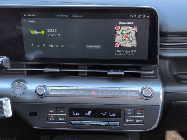 Certified 2024 Hyundai Kona Limited FWD image 19