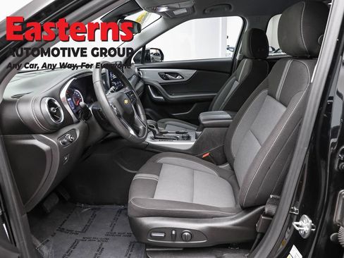 Used 2025 Chevrolet Blazer LT FWD image 14