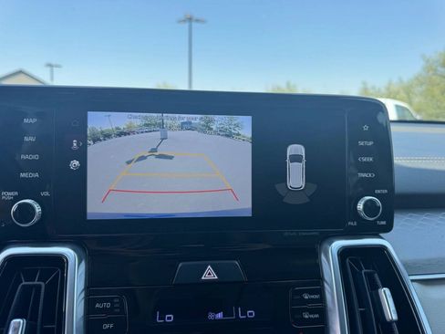 Used 2022 Kia Sorento SX AWD/4WD image 25