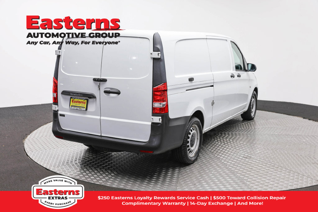 Used 2023 Mercedes-Benz Metris image 6