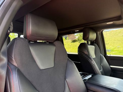 Used 2025 Ford F150 Raptor AWD/4WD image 31