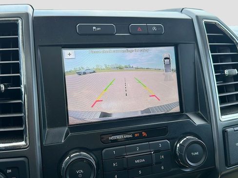 Used 2016 Ford F150 XLT w/ Equipment Group 302A Luxury AWD/4WD image 16