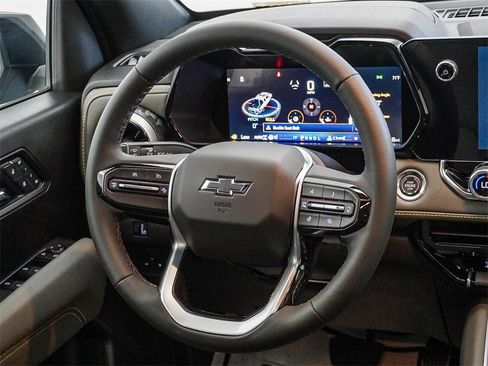 New 2026 Chevrolet Colorado ZR2 w/ Technology Package image 18