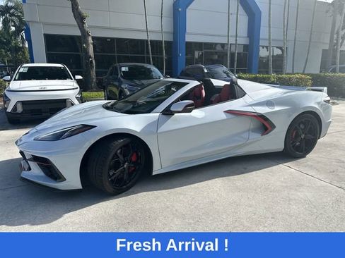 Used 2022 Chevrolet Corvette Stingray Premium Conv w/ Z51 Performance Package RWD image 38