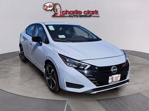 New 2025 Nissan Versa SR w/ Trunk Package image 8