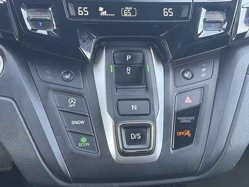 Used 2024 Honda Odyssey Sport image 32