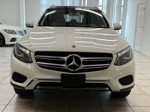 Used 2018 Mercedes-Benz GLC 300 4MATIC w/ Multimedia Package image 2