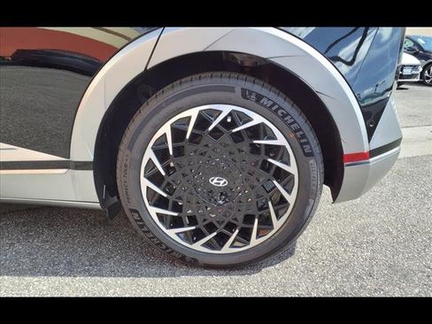 Used 2024 Hyundai Ioniq 5 Limited image 11