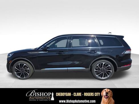 Used 2023 Lincoln Aviator Reserve w/ Equipment Group 201A AWD/4WD image 9