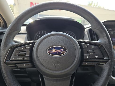 Used 2025 Subaru Crosstrek 2.5i Premium w/ Crosstrek Mirror Package AWD/4WD image 29