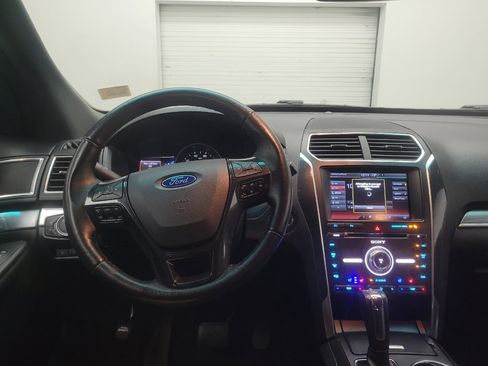 Used 2016 Ford Explorer Sport w/ Equipment Group 401A AWD/4WD image 22