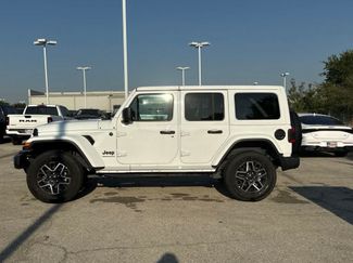 Used 2026 Jeep Wrangler Unlimited Sahara AWD/4WD video 2
