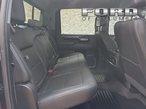 Used 2024 Chevrolet Silverado 3500 LTZ w/ LTZ Convenience Package image 17