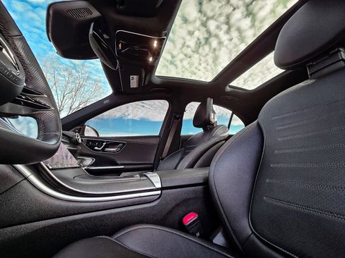 Used 2024 Mercedes-Benz C 300 4MATIC Sedan image 11