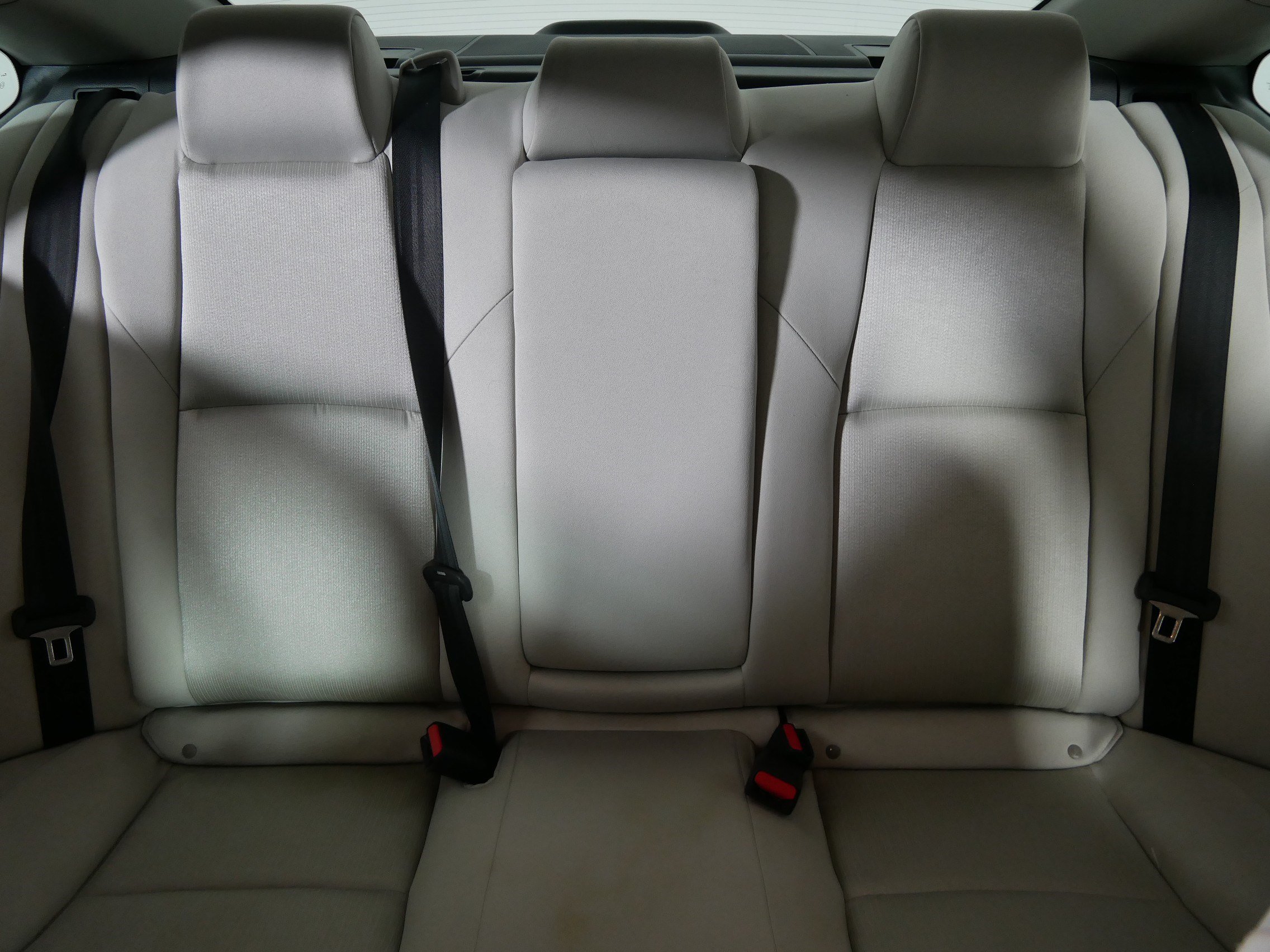Used 2018 Honda Accord LX image 13